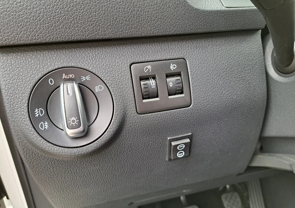 Volkswagen Caddy cena 94900 przebieg: 104137, rok produkcji 2019 z Gniezno małe 154